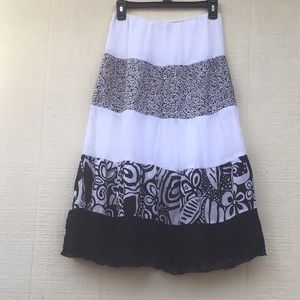 Y2K White Lace Skirt